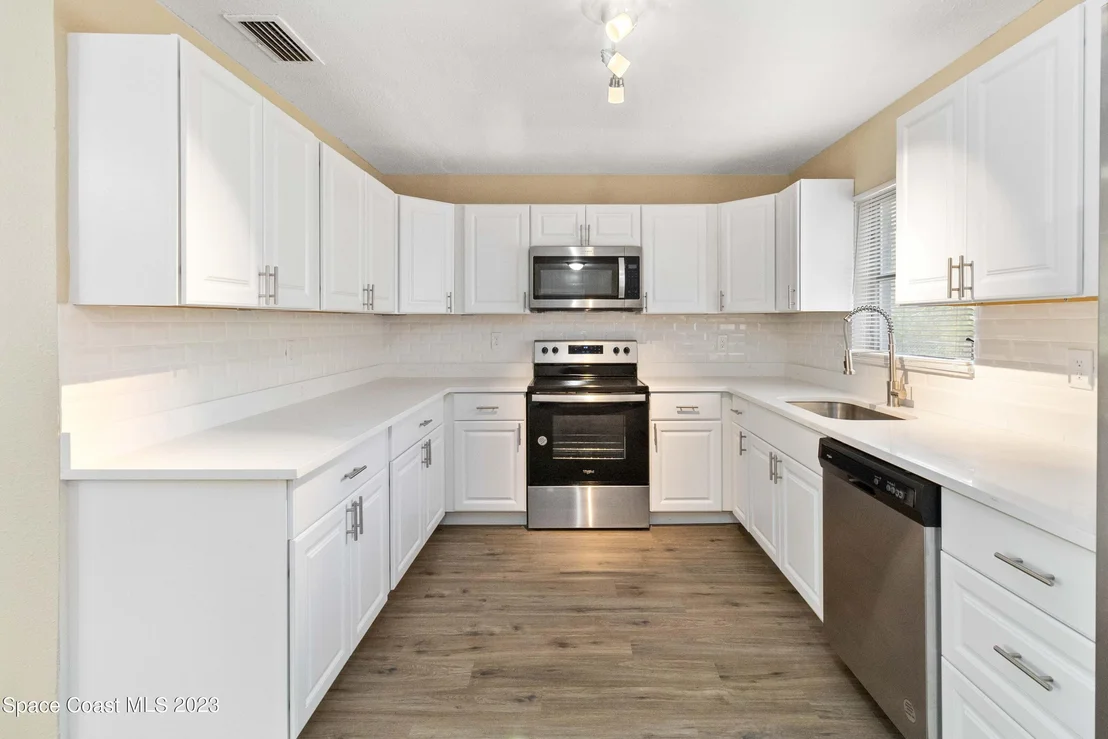 Photo of 719 Aurora Street