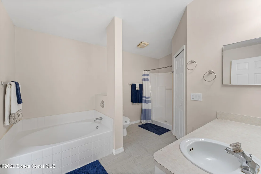 Photo of 2527 Deercroft Drive