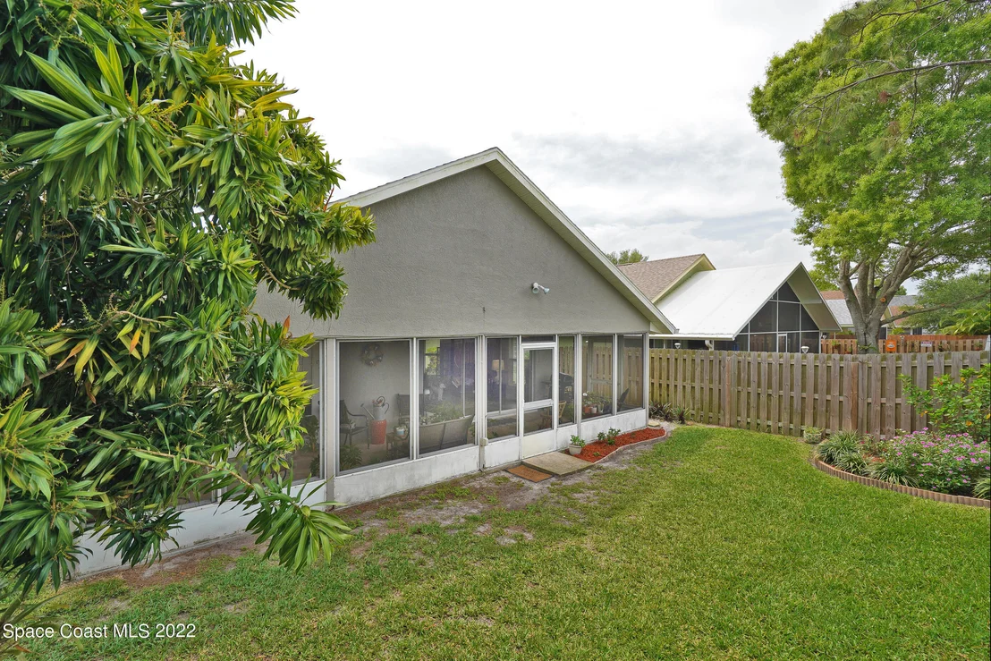 Photo of 3940 Saint Armens Circle