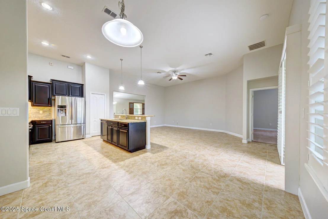Photo of 3352 Russ Place