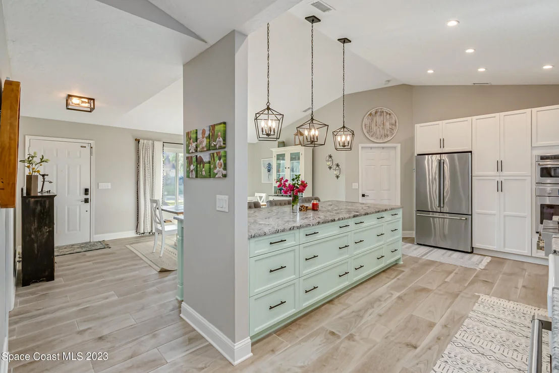 Photo of 3336 Lake View Circle