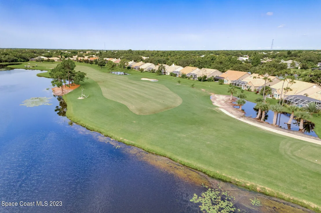 Photo of 986 Somerset Lane