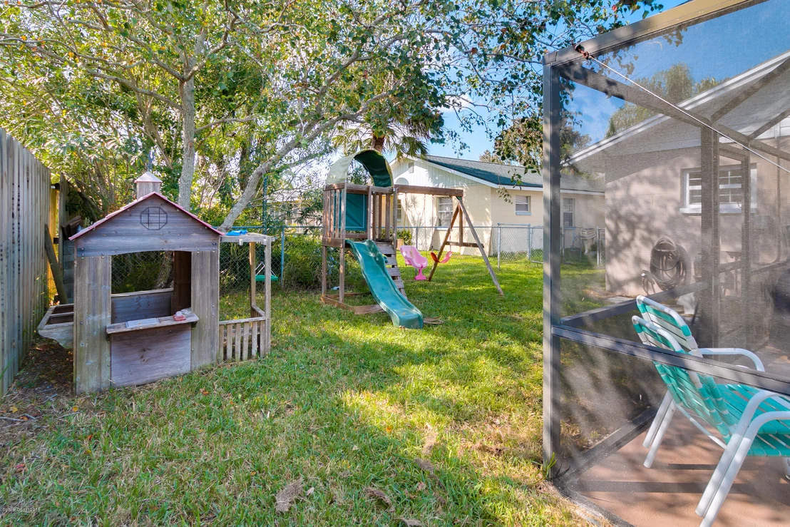 Photo of 2609 Corbusier Drive