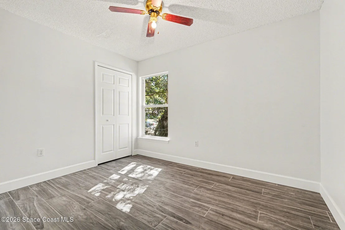 Photo of 7350 Bartow Avenue