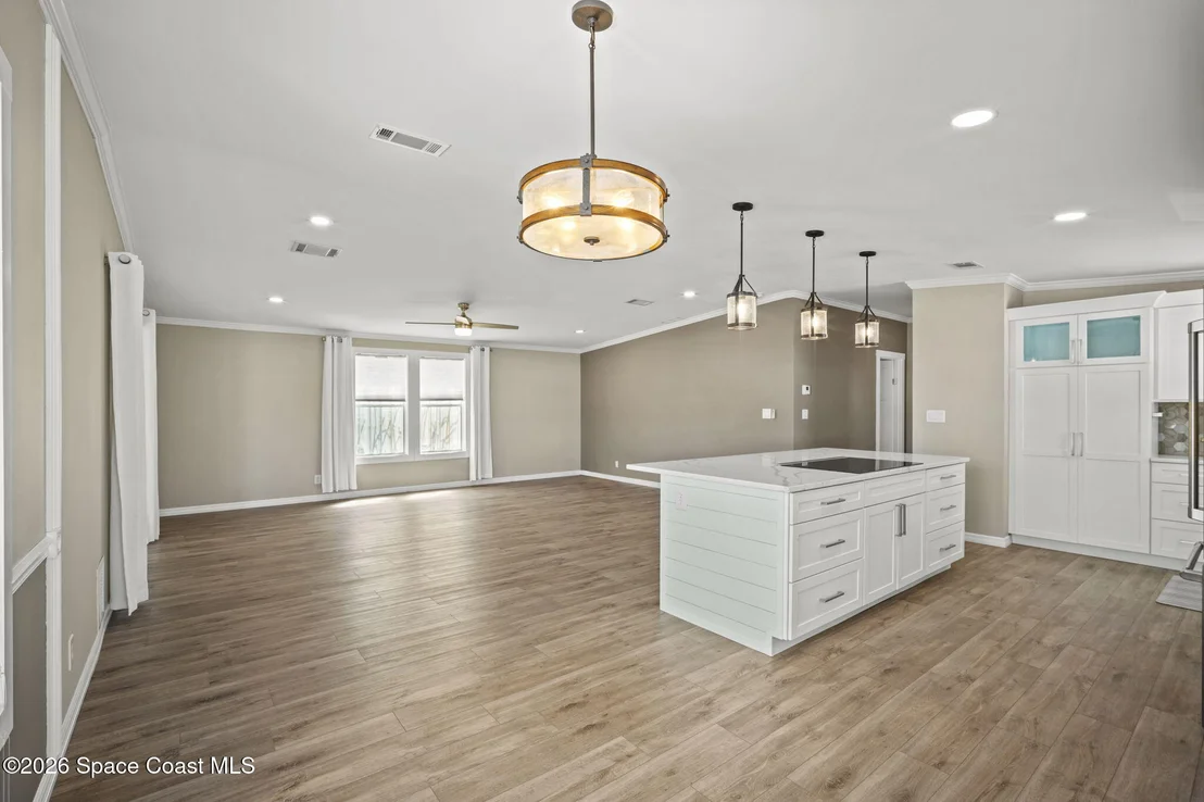 Photo of 2966 Indian River Drive NE