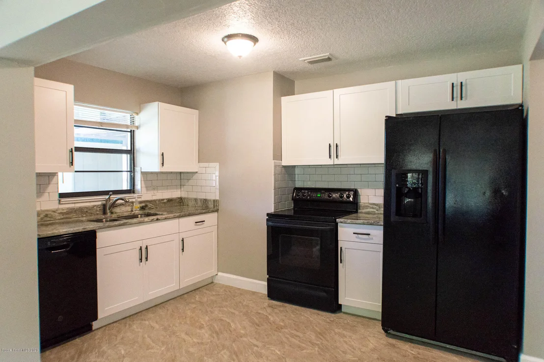 Photo of 1378 Eva Lane