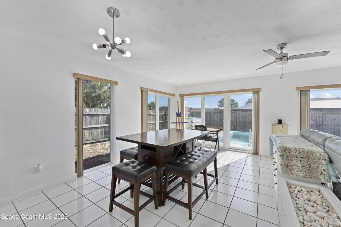 Photo of 1155 Wild Rose Drive NE