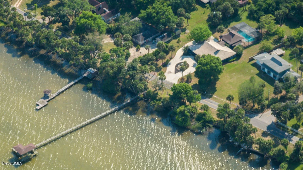 Photo of 3985 N Indian River Drive