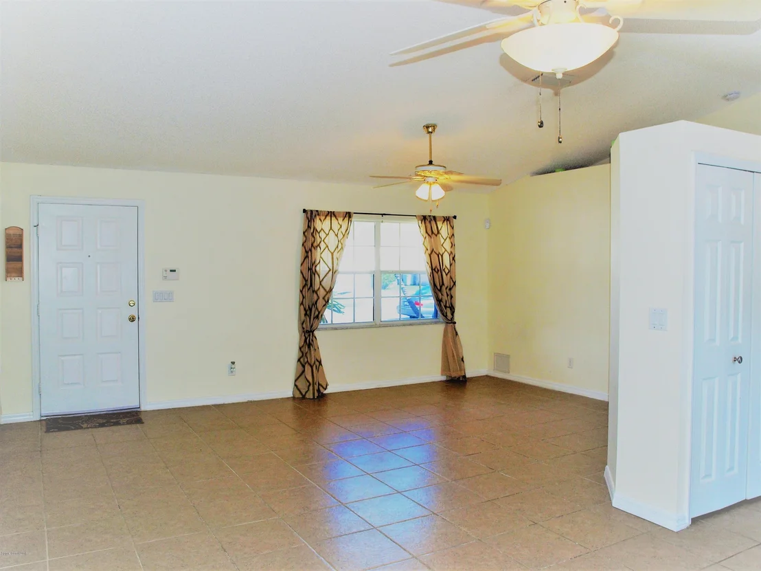 Photo of 247 Crystal Lake Road
