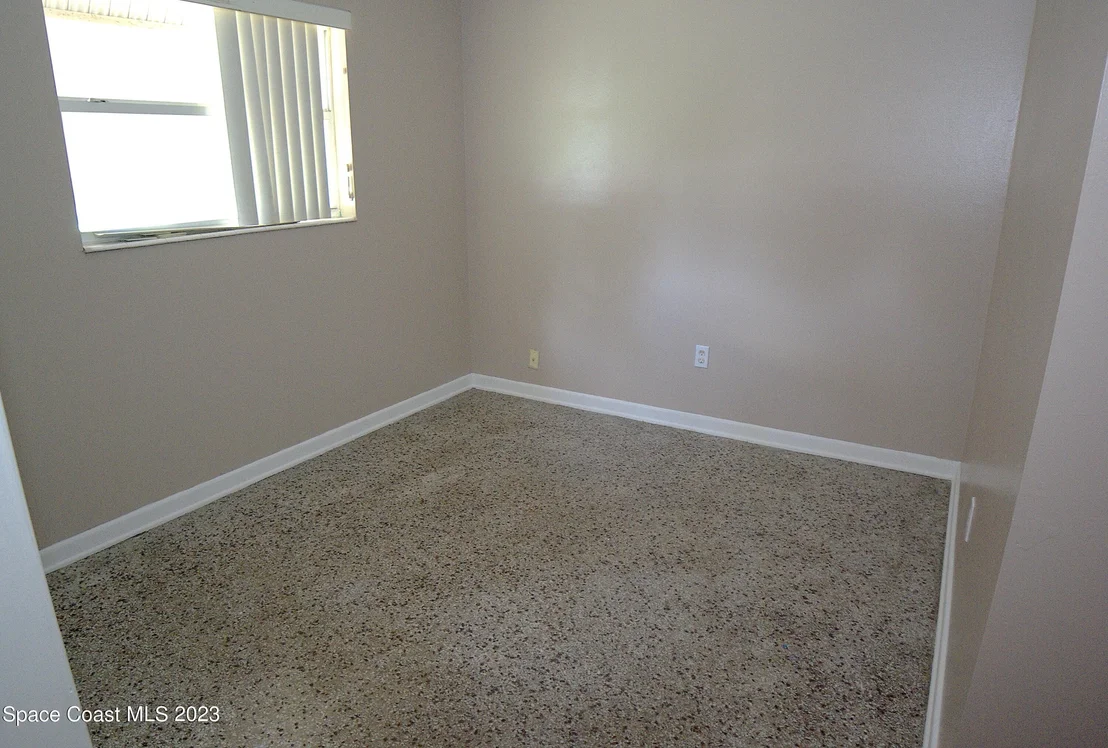 Photo of 4965 Cocoanut Drive