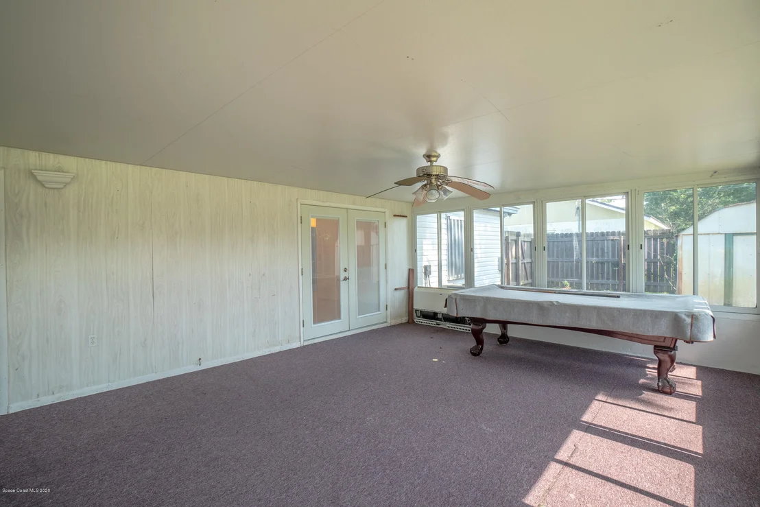 Photo of 6387 Cable Avenue