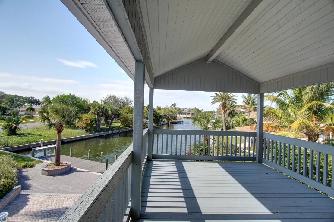 Photo of 738 Malibu Lane