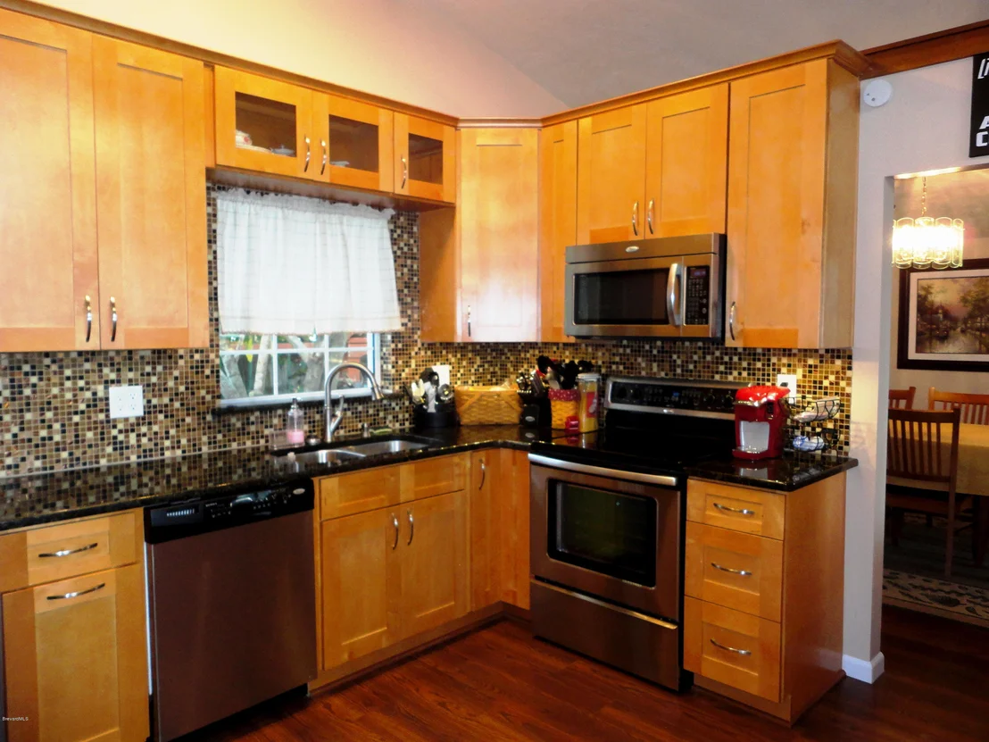 Photo of 415 Lee Avenue