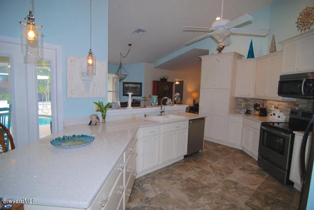 Photo of 330 Campbell Drive