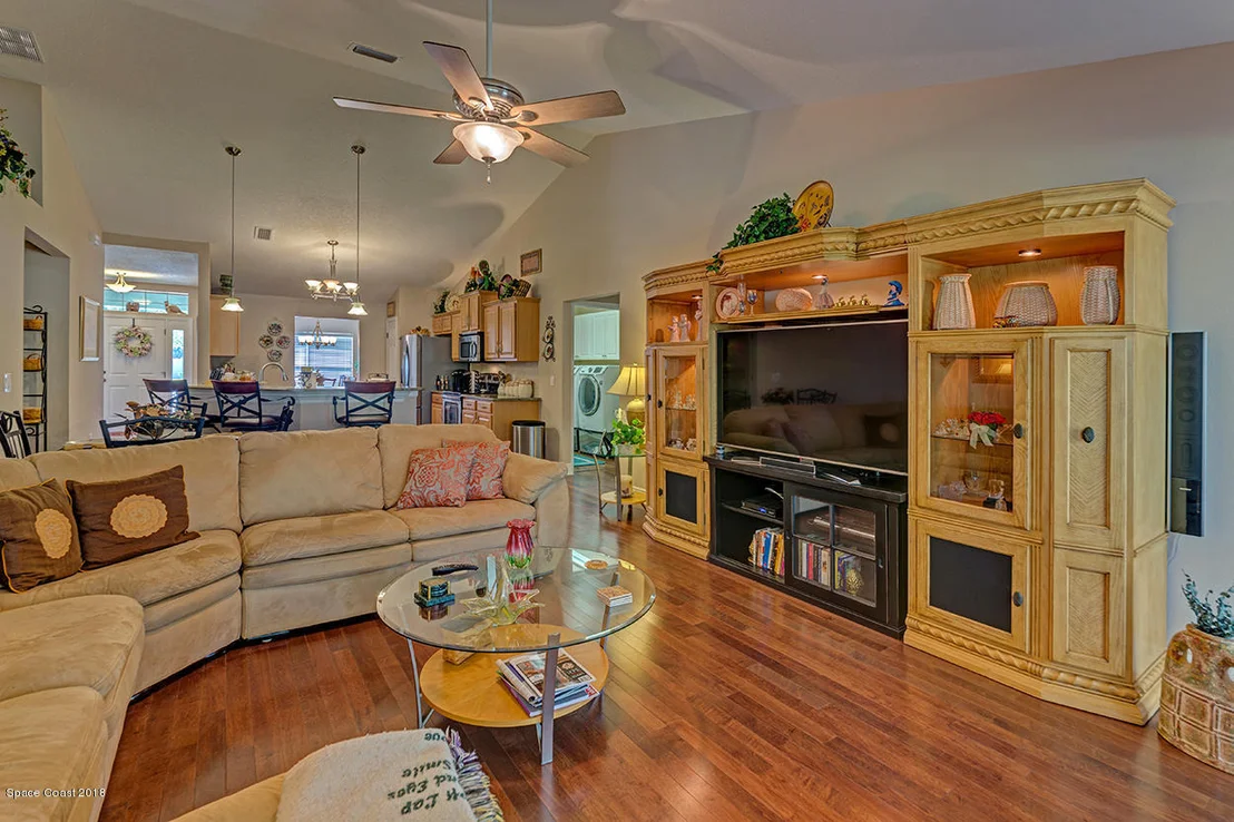 Photo of 2203 Merlin Drive
