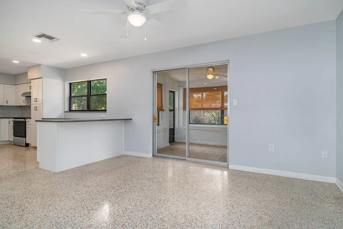 Photo of 7579 Mimosa Avenue