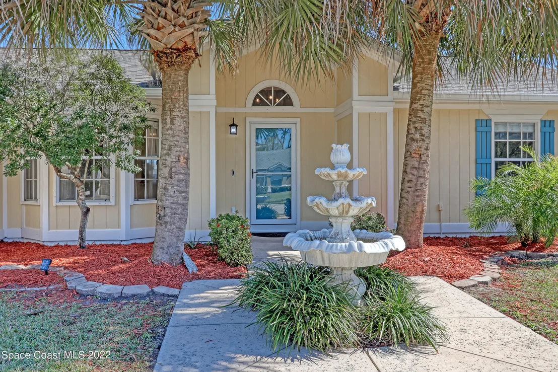 Photo of 4361 Silver Lake Drive