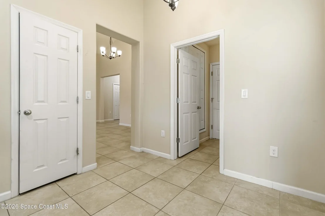 Photo of 577 Trymore Drive SE