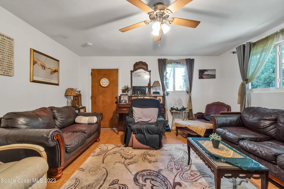 Photo of 1205 Princeton Road