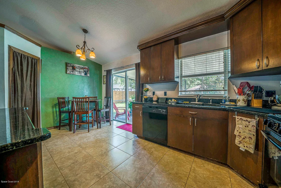 Photo of 2404 Wolf Creek Drive