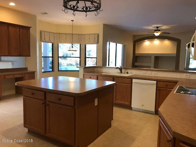 Photo of 5887 Arlington Circle