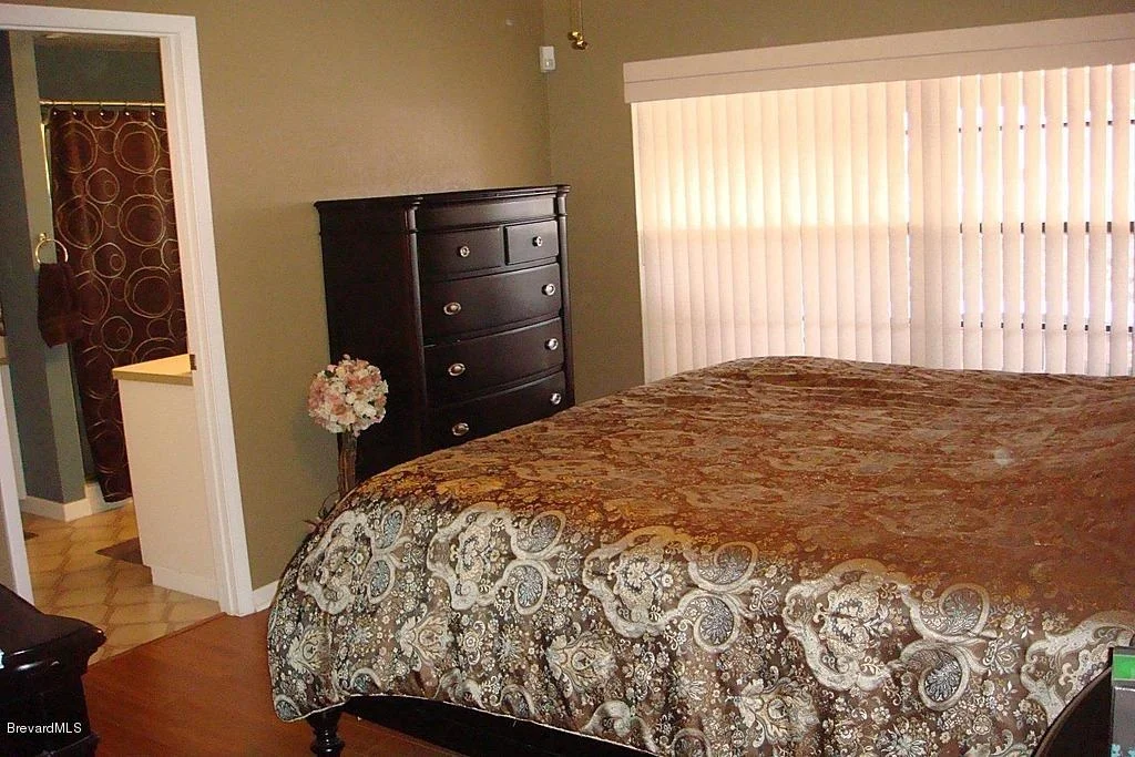 Photo of 844 Egret Road
