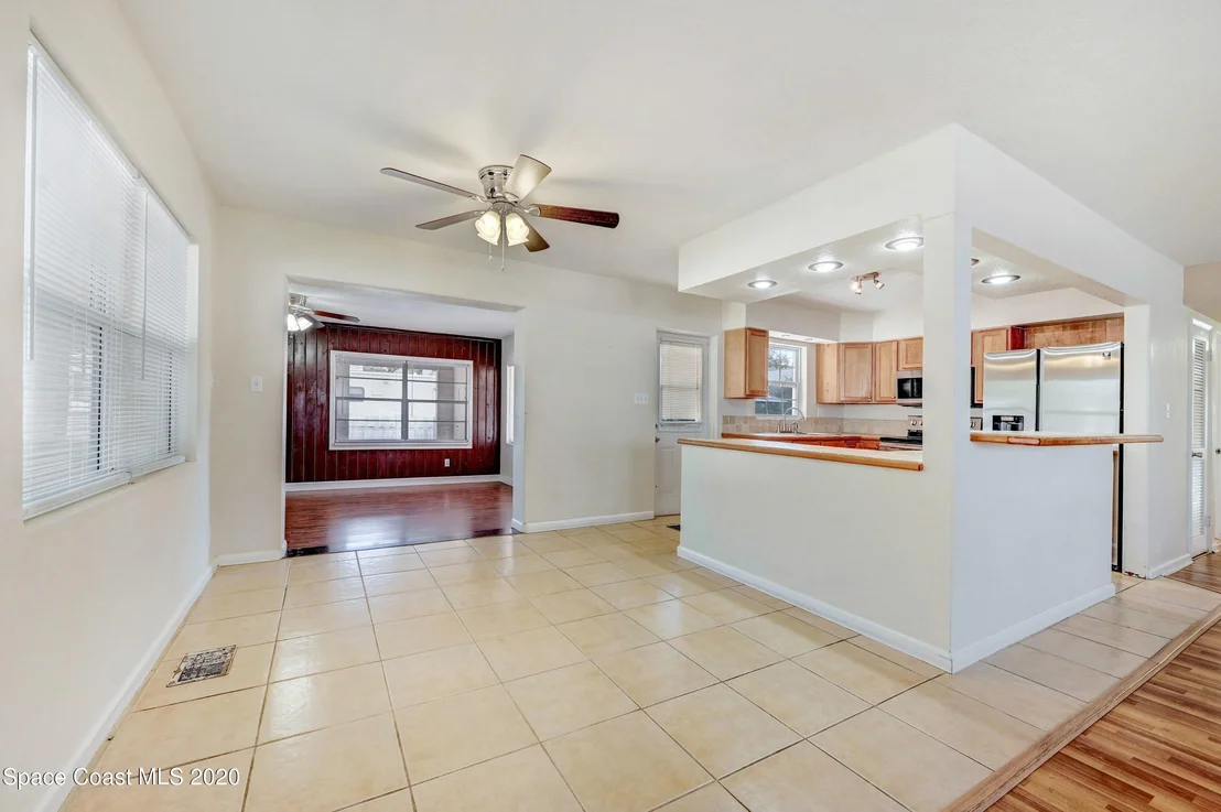 Photo of 1012 Seminole Drive