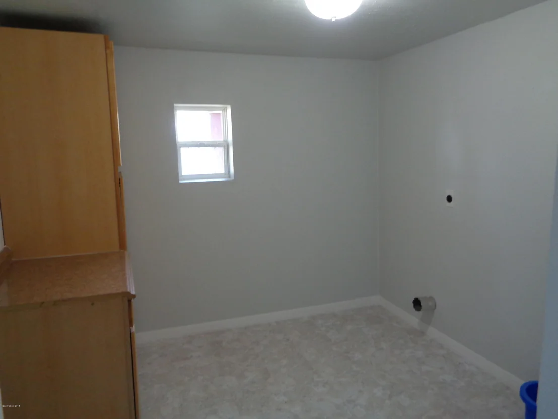 Photo of 511 Japonica Drive