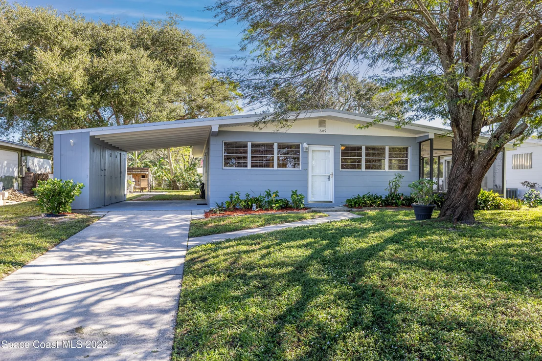 Photo of 1609 Hedrick Drive