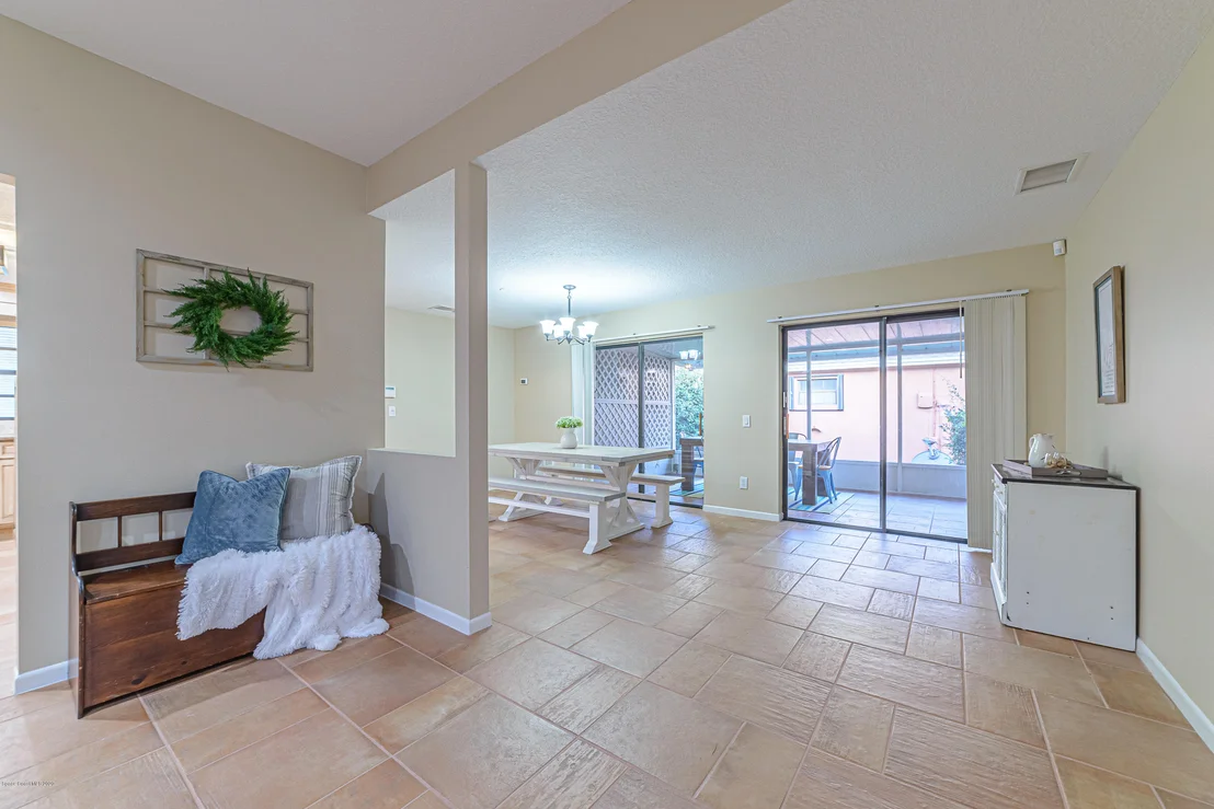 Photo of 1035 Park Ridge Place