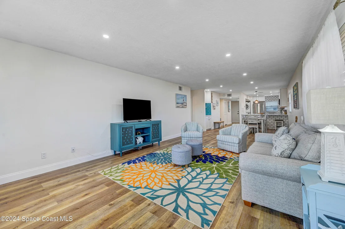Photo of Unit 1021 at 315 Tangle Run Boulevard