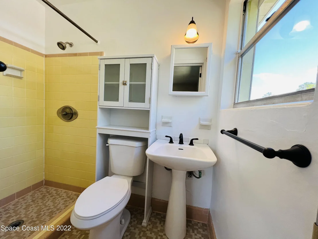 Photo of 1207 Duke Way