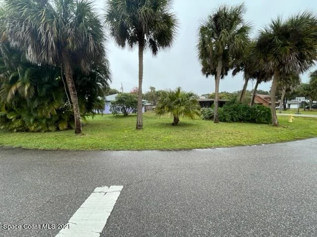 Photo of 405 Crescent Drive