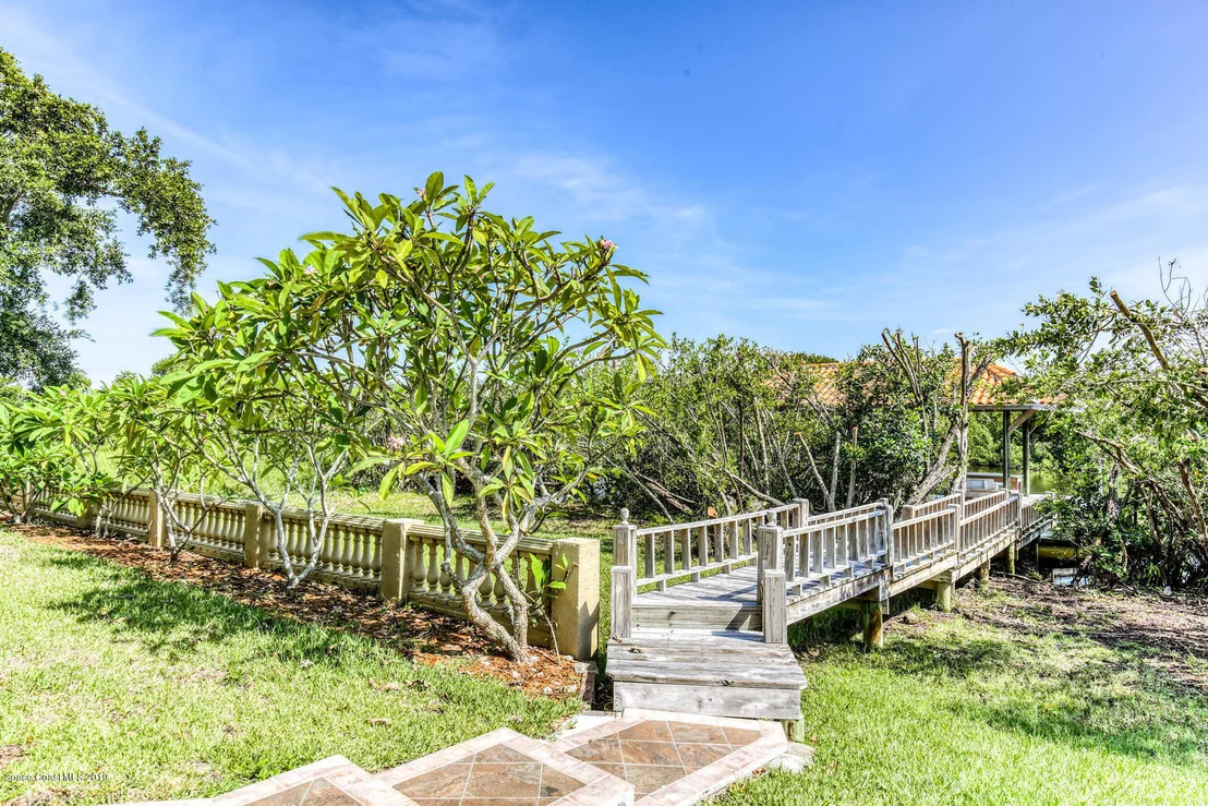 Photo of 274 Lanternback Island Drive