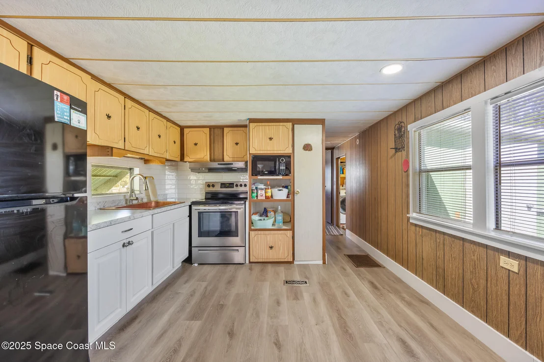 Photo of 4895 Orange Street