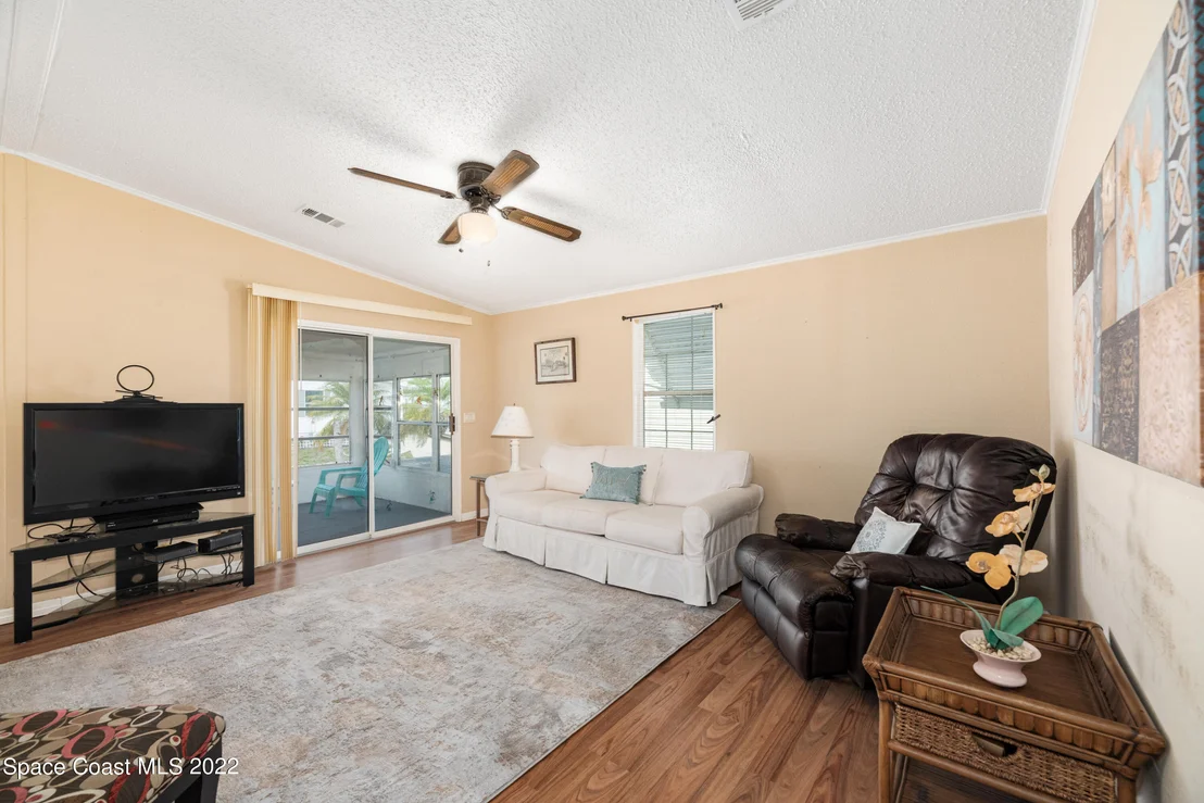 Photo of 7523 Boxelder Road