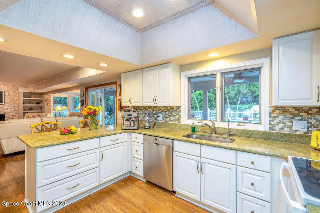 Photo of 350 Amberjack Place