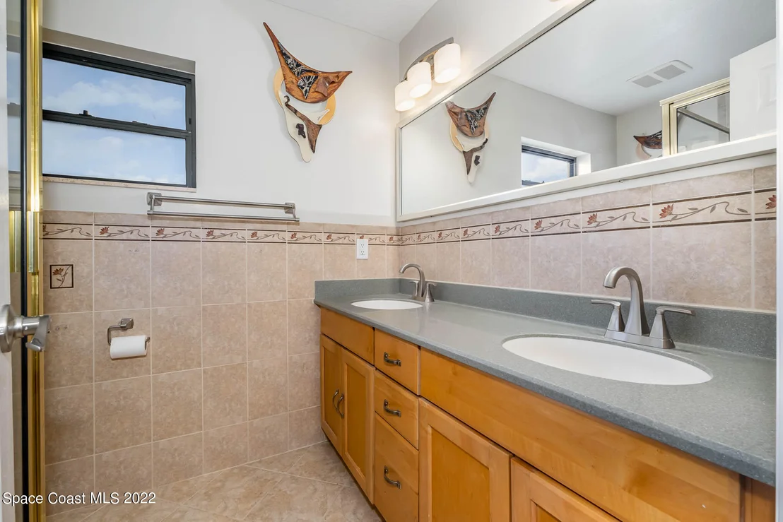 Photo of 430 Sandpiper Drive