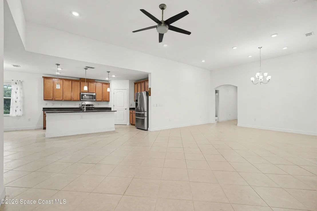 Photo of 1706 Elmhurst Circle SE