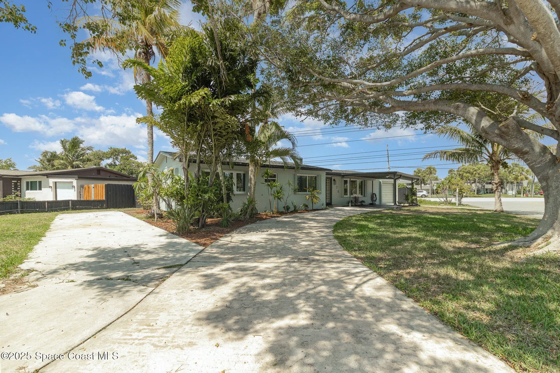 Photo of 175 Melaleuca Drive
