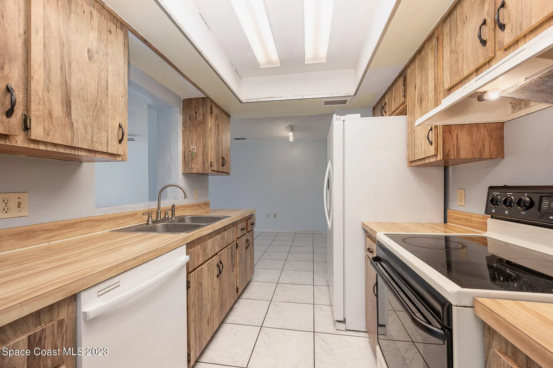 Photo of 845 Westport Drive
