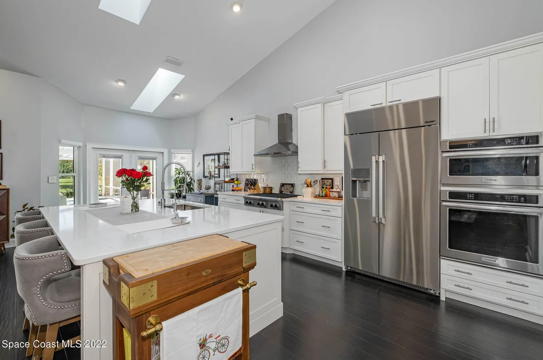Photo of 914 Palm Brook Drive