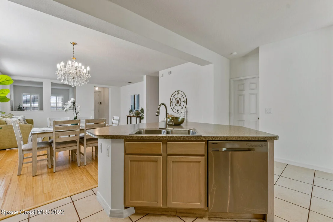 Photo of 801 Benton Drive