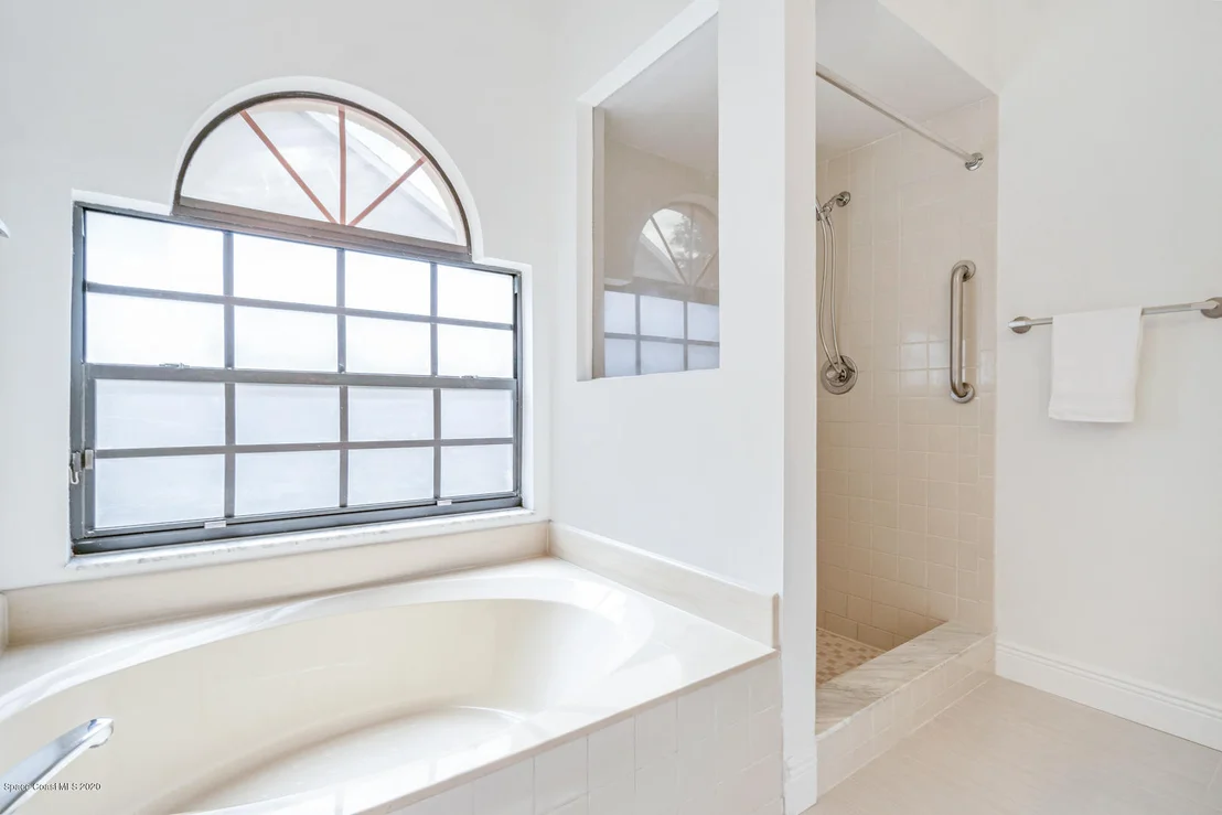Photo of 908 Jamestown Drive