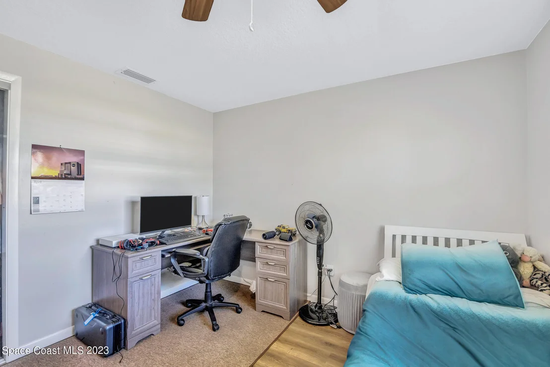 Photo of 380 Bahama Drive