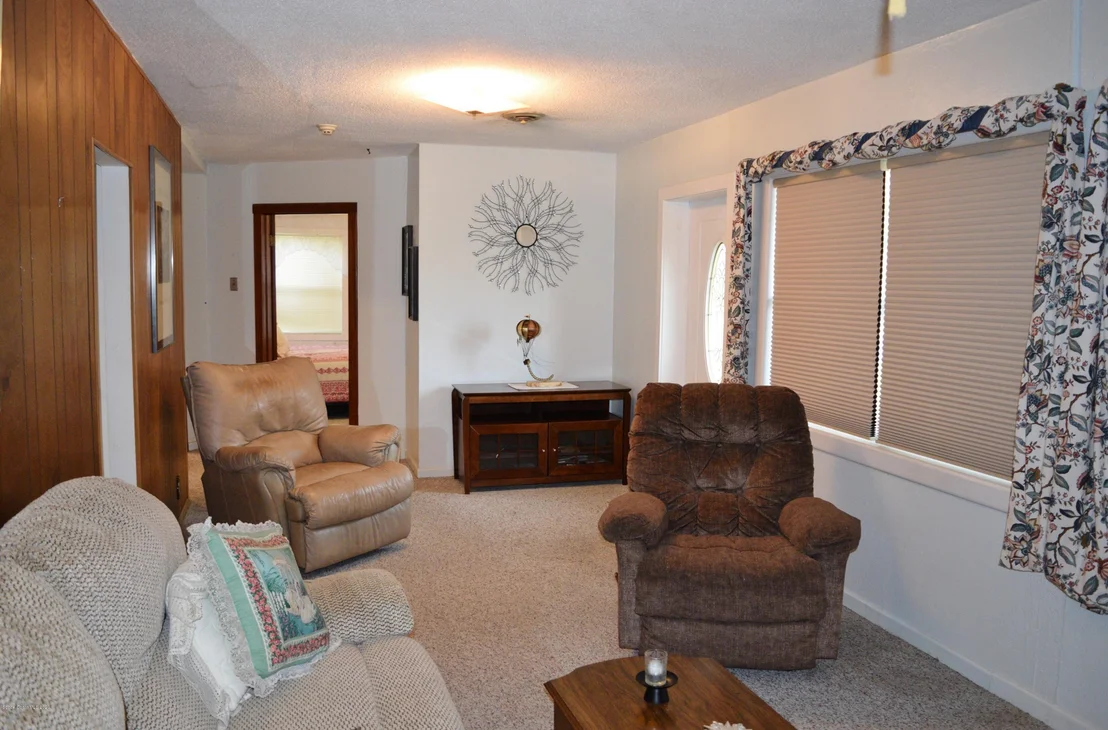 Photo of 1631 Pine Hill Drive