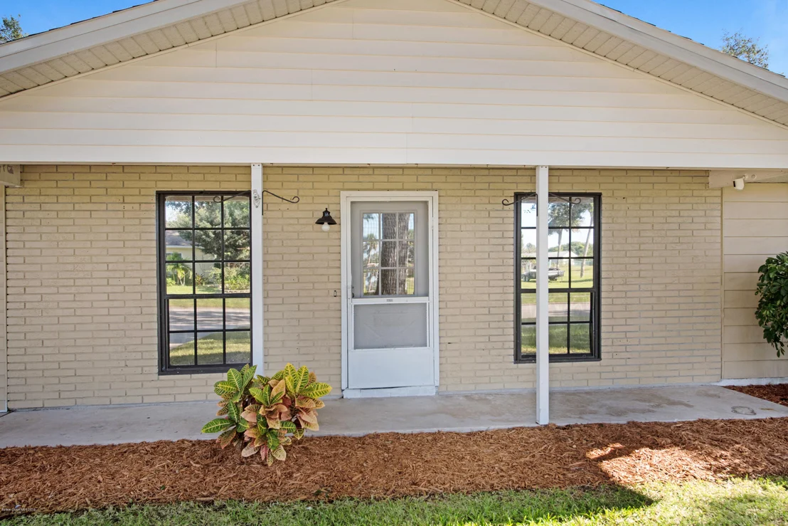 Photo of 1550 Creel Road NE