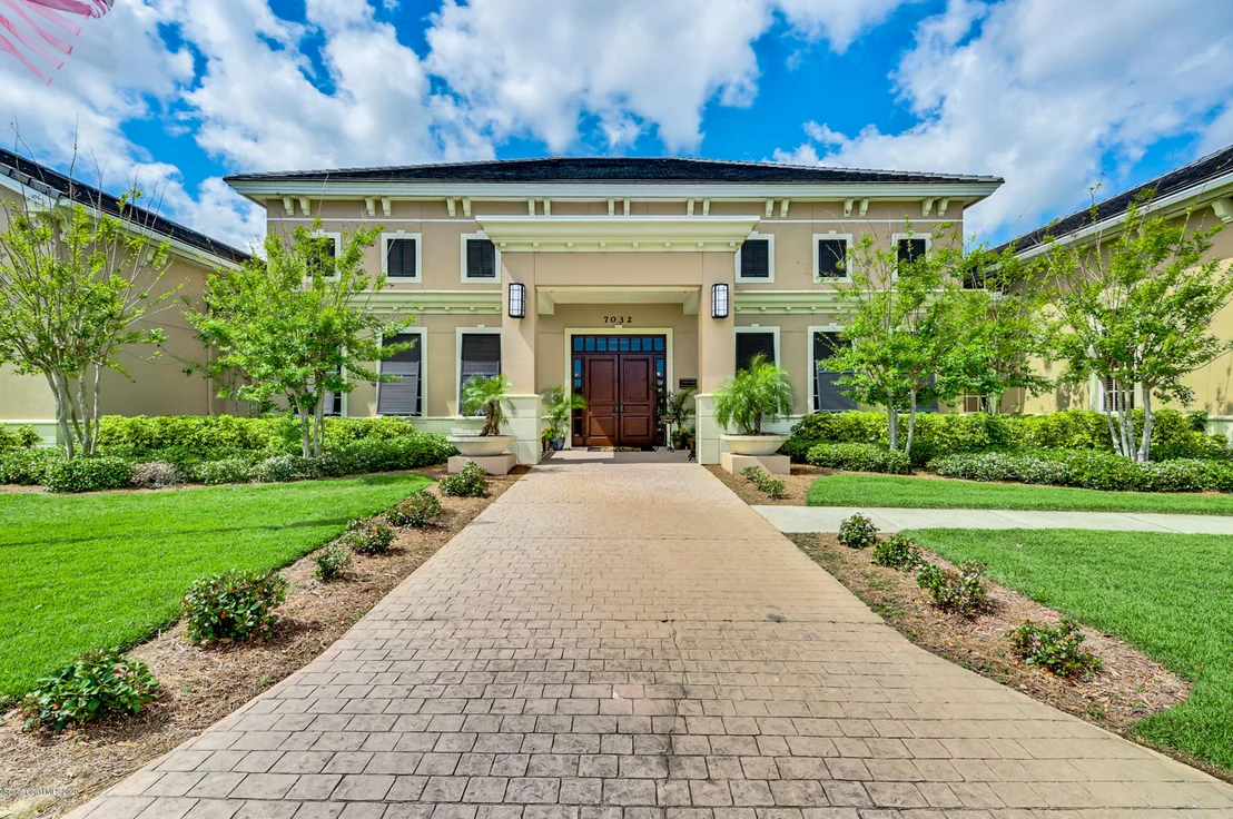 Photo of 3388 Lamanga Drive
