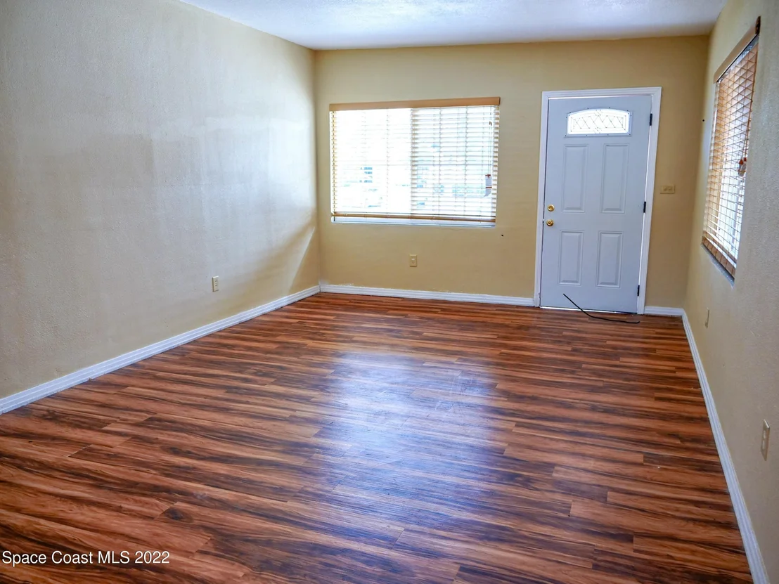 Photo of 4550 Apollo Road
