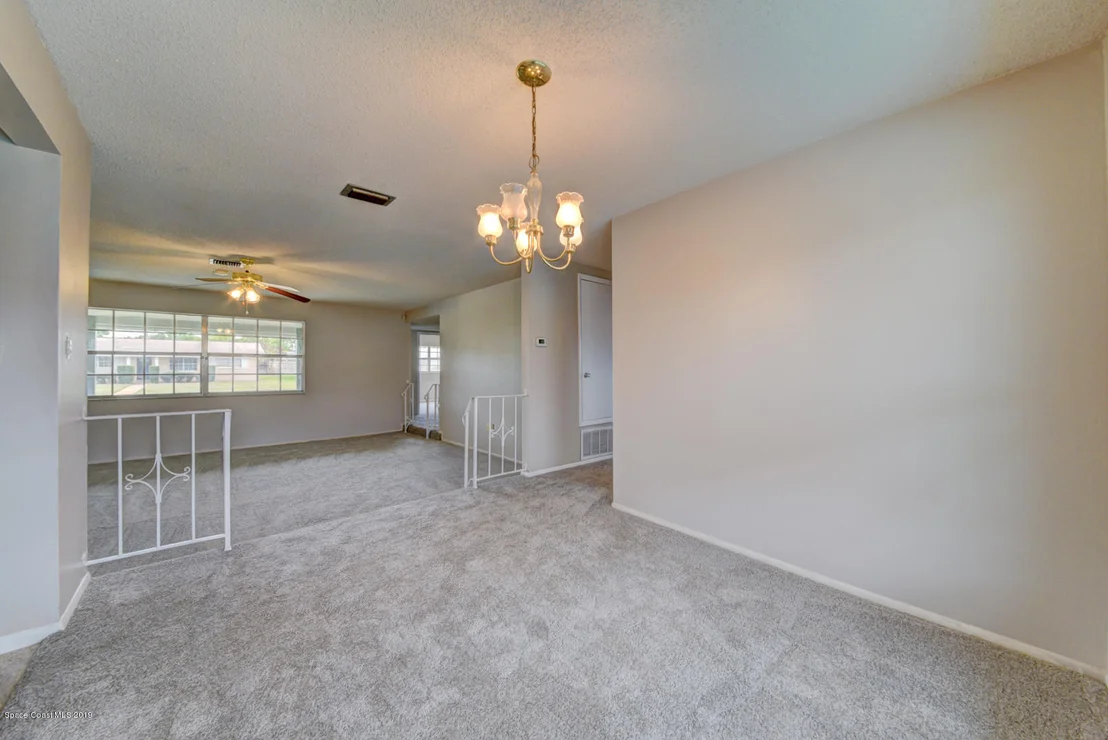 Photo of 909 Jefferson Road